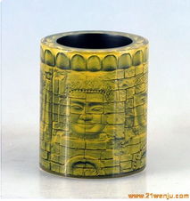 浮雕笔筒 融艺术于日常的工艺品