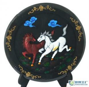 炭雕工艺品 以“马到成功”之姿，净化生活，传递美好